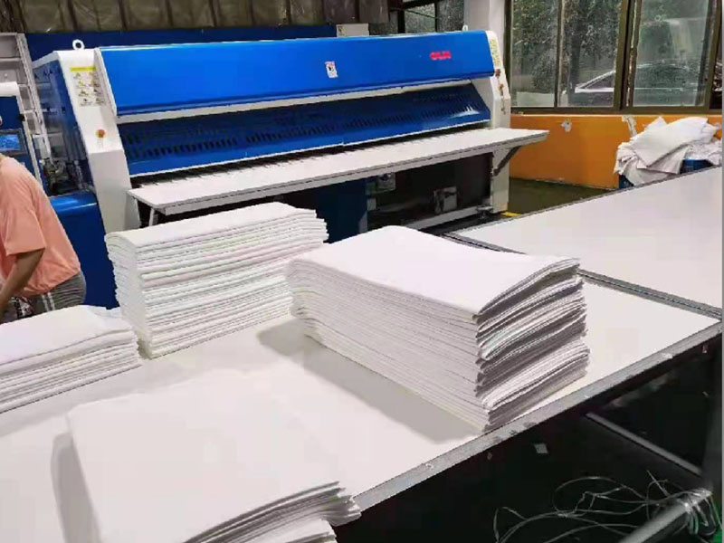 宾川高速熨烫机-01